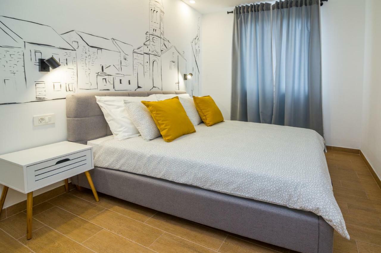 Fk Apartments Pakoštane Eksteriør bilde