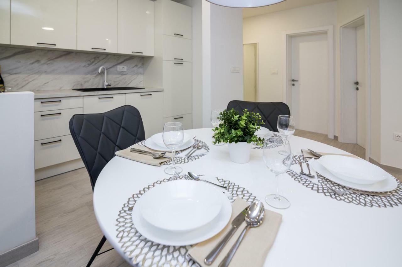 Fk Apartments Pakoštane Eksteriør bilde