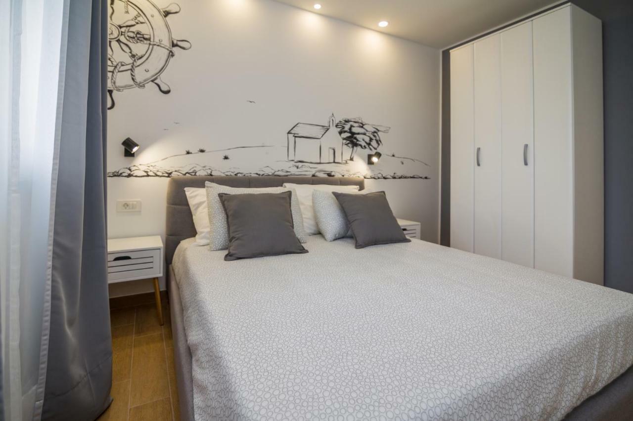 Fk Apartments Pakoštane Eksteriør bilde