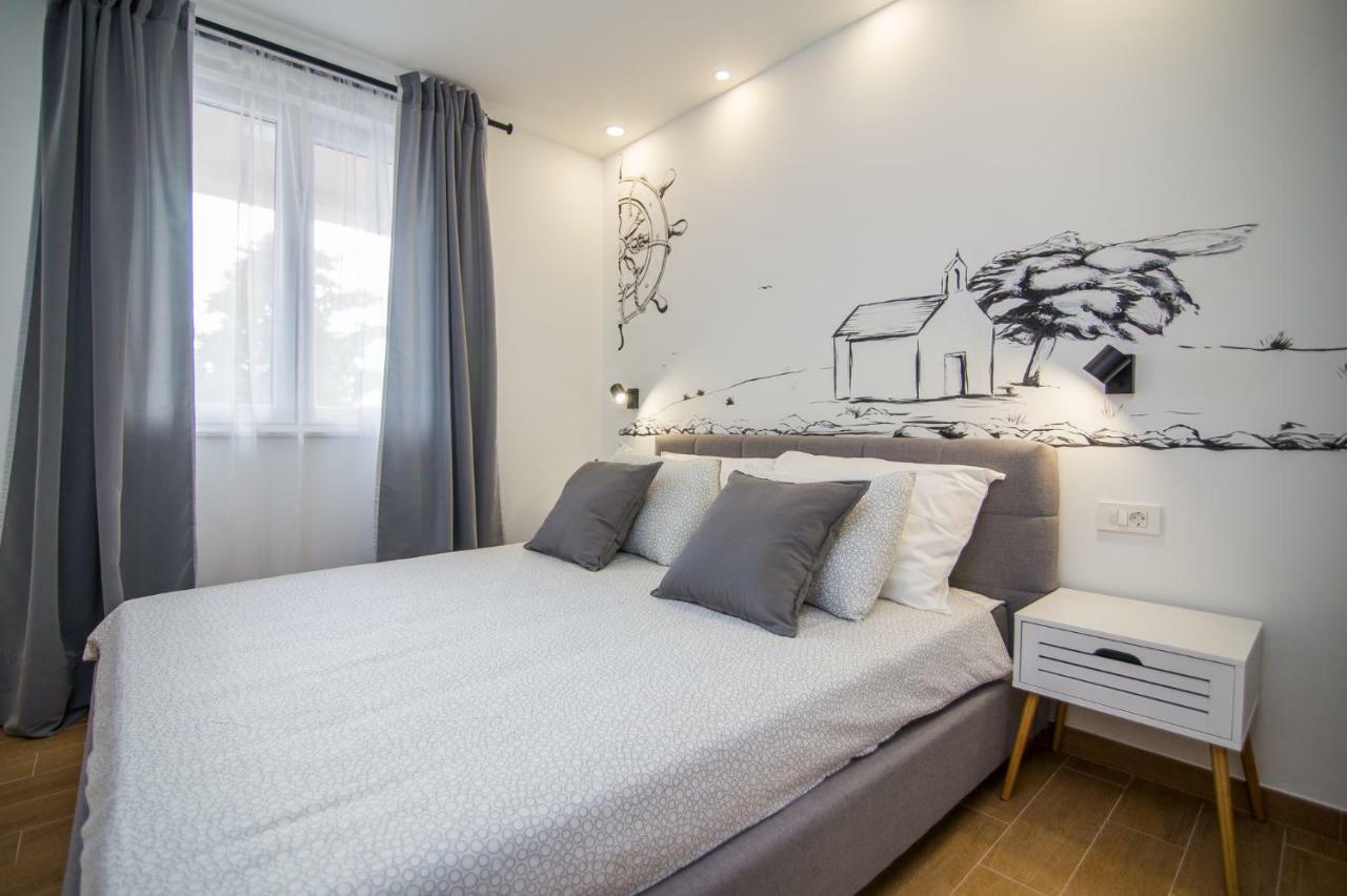 Fk Apartments Pakoštane Eksteriør bilde